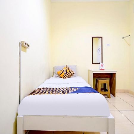 Radio Backpacker Guesthouse Syariah Μπαντούνγκ Εξωτερικό φωτογραφία